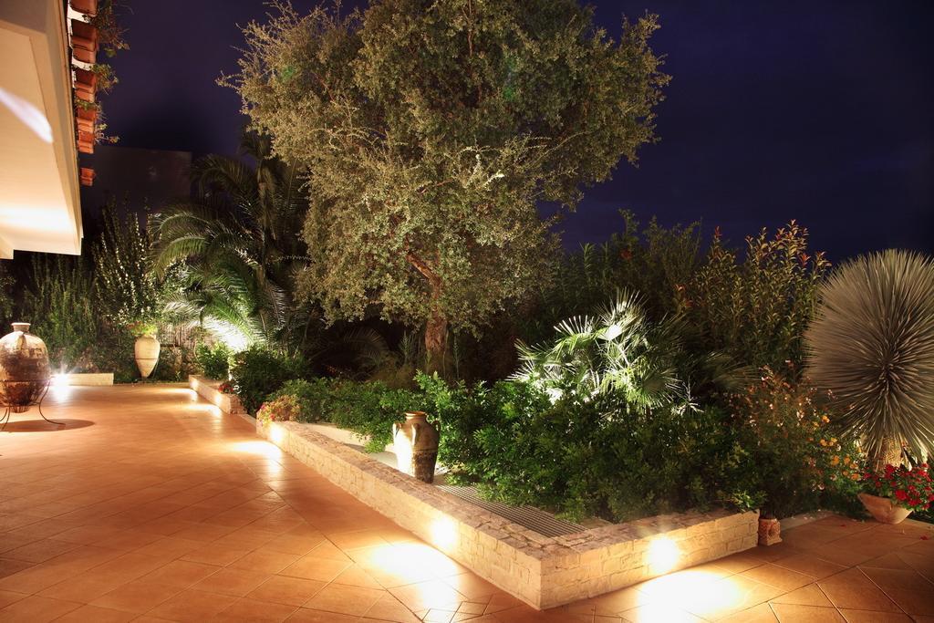 B&B Villa Il Sughero Monopoli Exterior foto